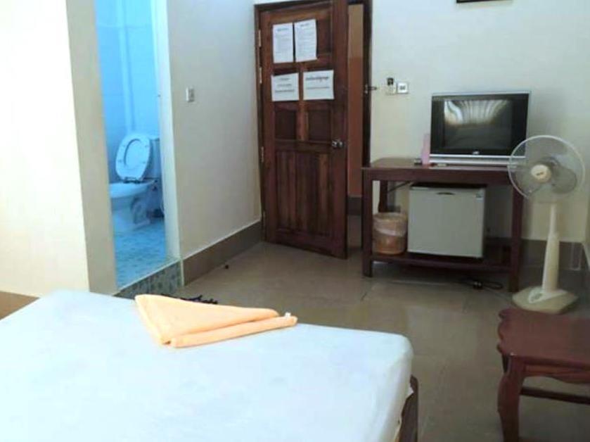 Shang Hai Guesthouse Battambang Ngoại thất bức ảnh