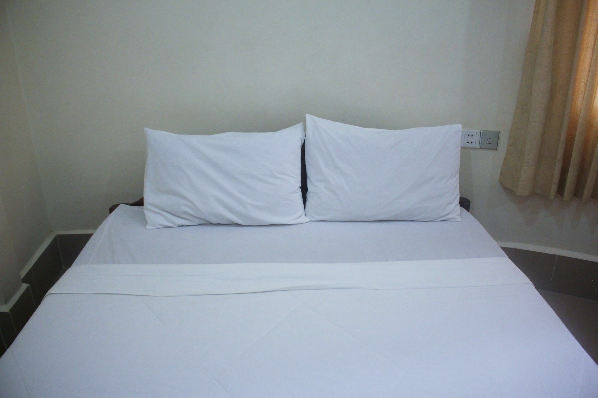 Shang Hai Guesthouse Battambang Ngoại thất bức ảnh