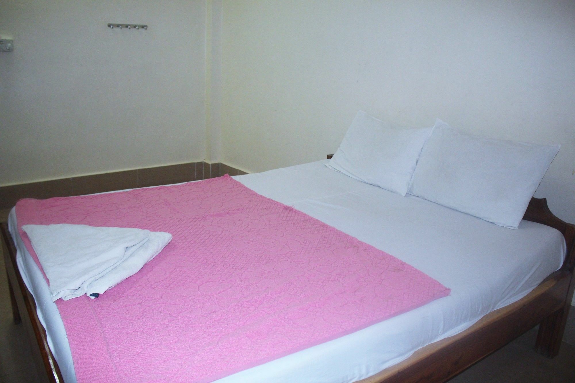 Shang Hai Guesthouse Battambang Ngoại thất bức ảnh